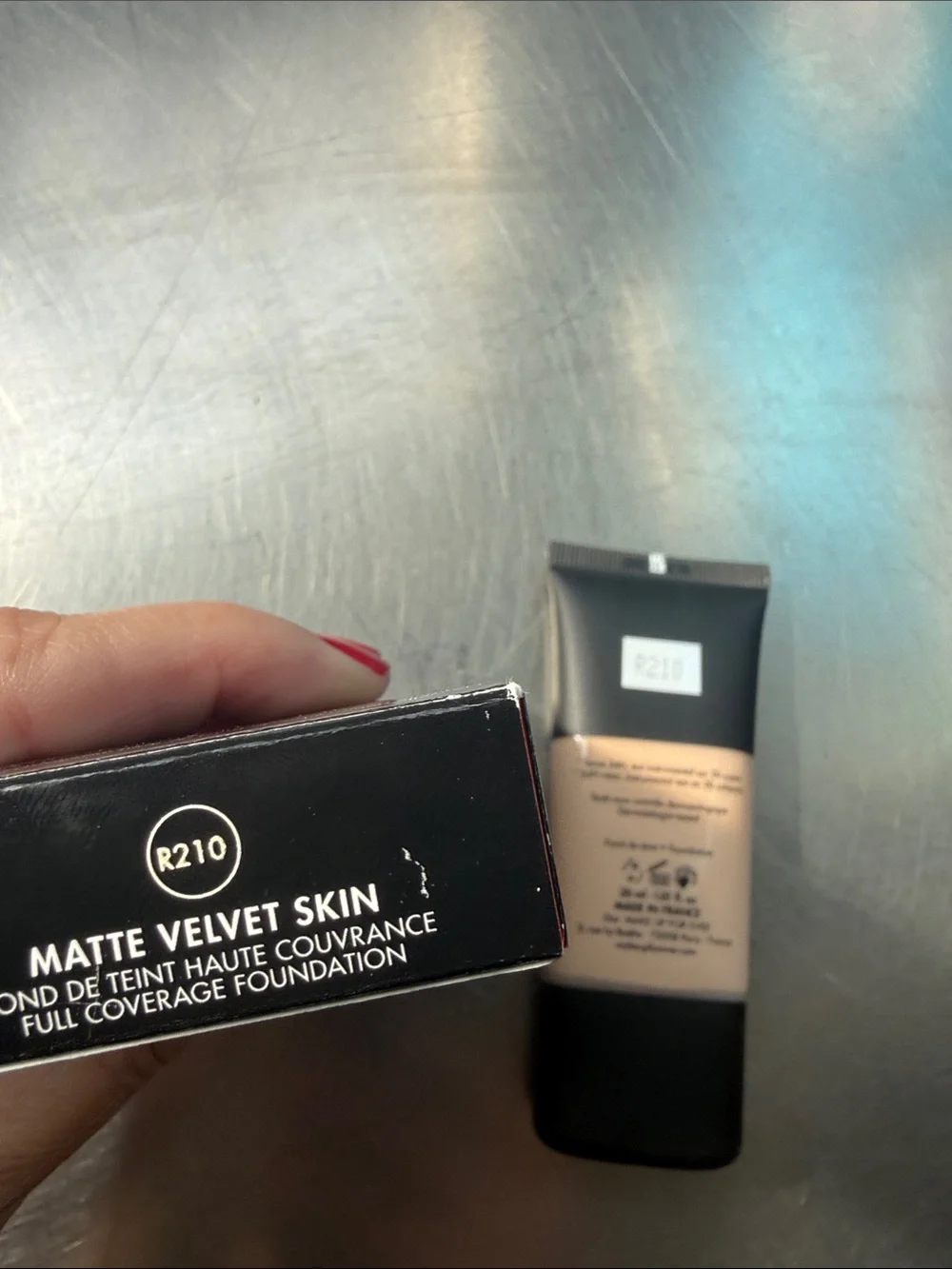 Makeup Forever Matte Velvet Skin Foundation - Beige